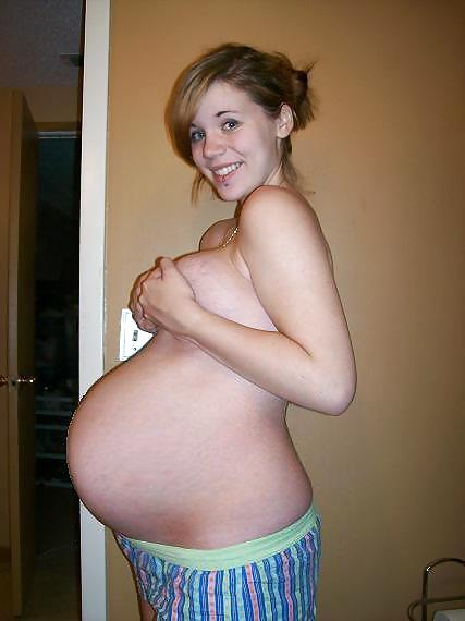 Mezcla de jóvenes embarazadas
 #3791854