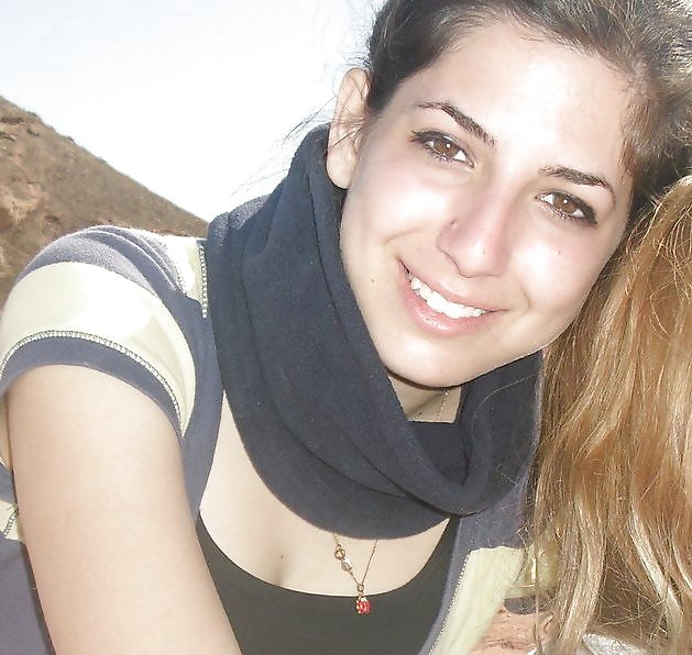 熱いアラブ系レバノン人女性 2
 #7852484