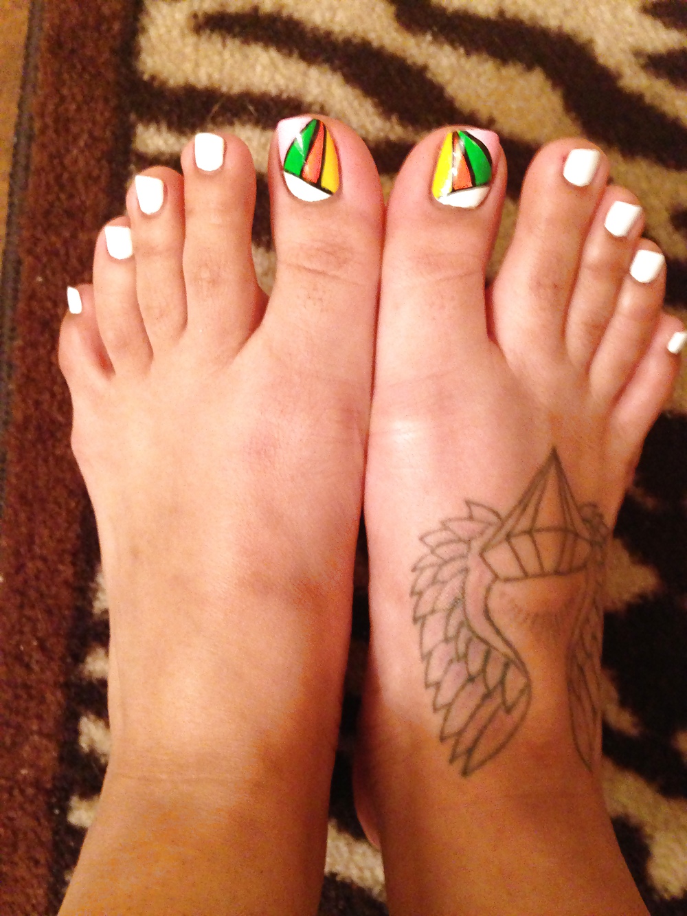 Juicy asian cambodian toes and feet
 #18512846
