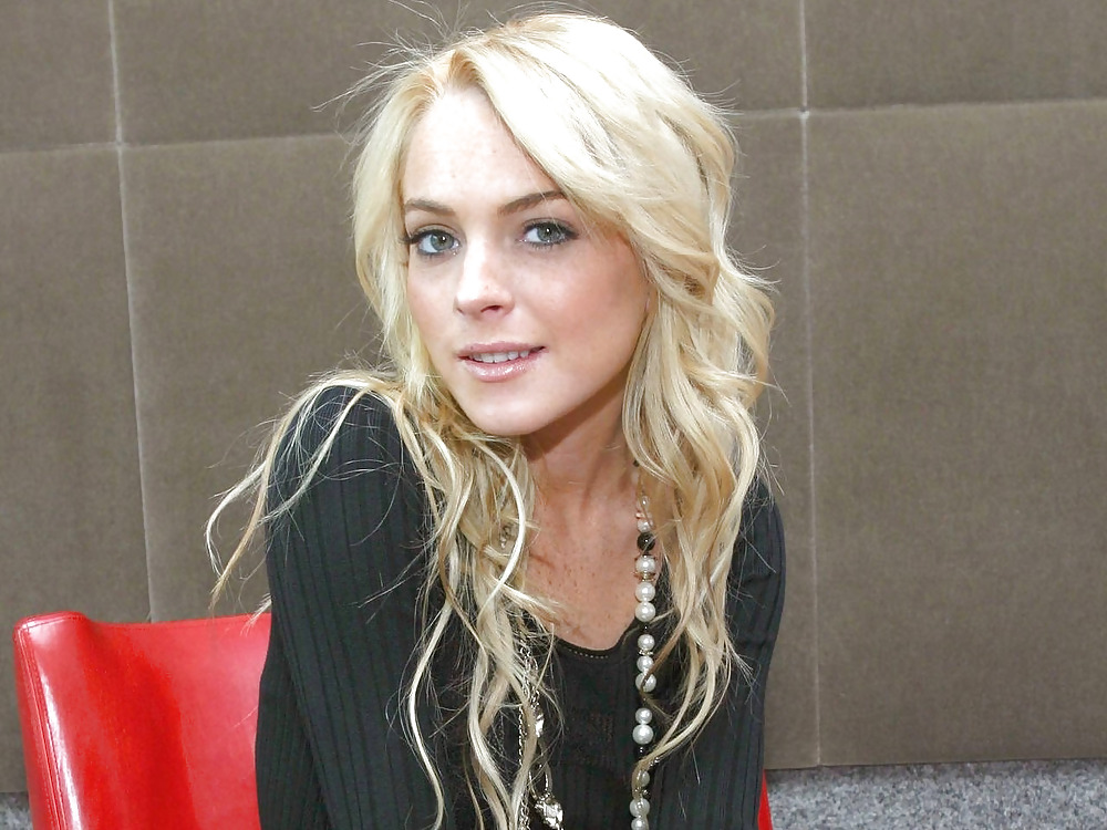 Lindsay lohan
 #1828370