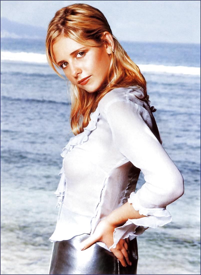 Sarah Michelle Gellar #10112523