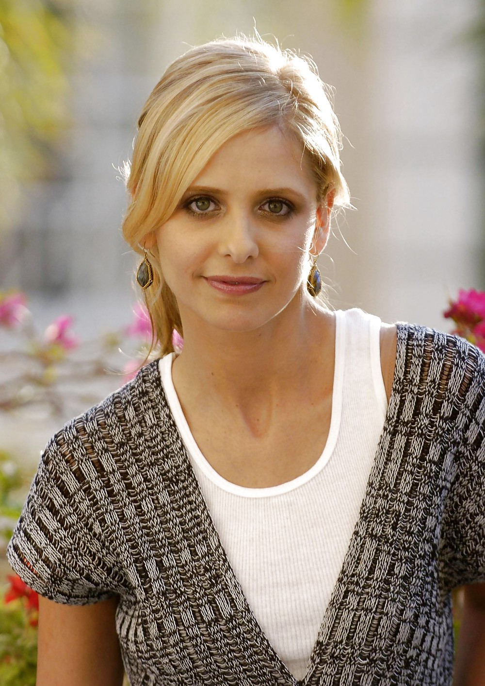 Sarah michelle gellar
 #10113844