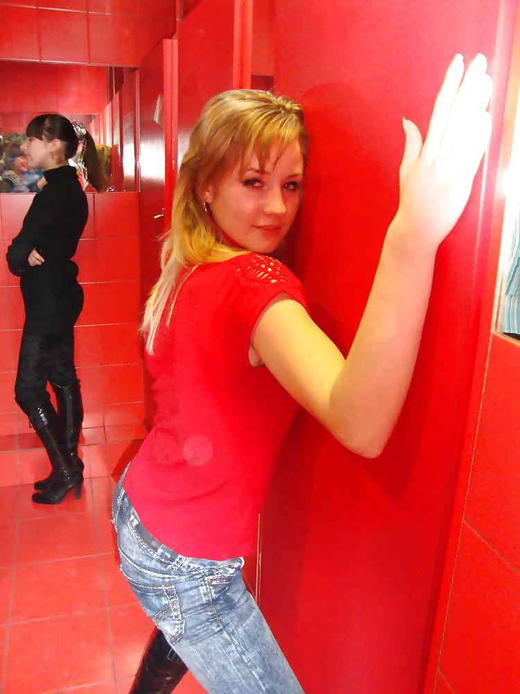 Solo alcune bellezze in jeans - nessun porno
 #9675214