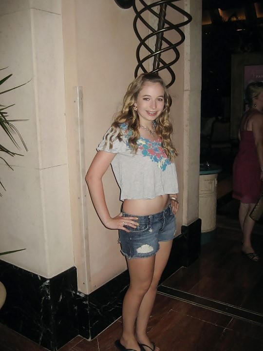Valid some beautys in jeans - no porn #9675404