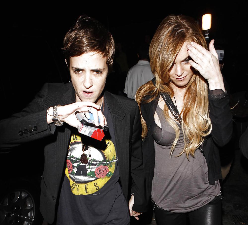 Lindsay Lohan out with her man #3713480