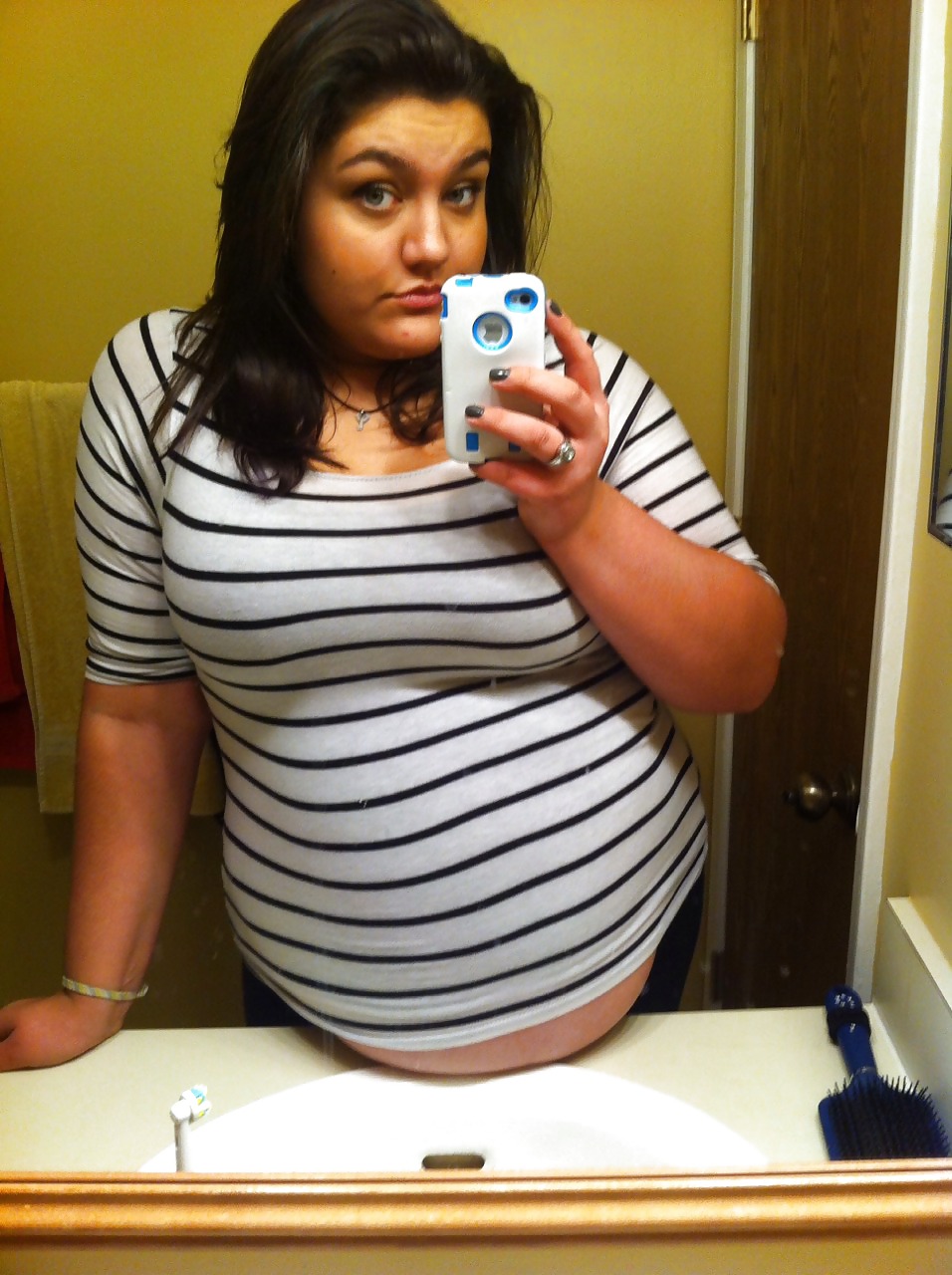 Huge food babies and weight gain 2 #22608770