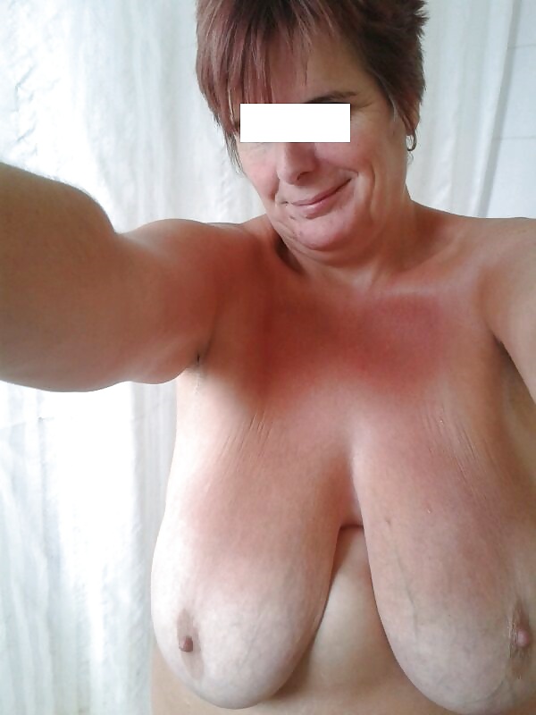 Huge tits and shaven juicy cunt on kinky 50yr old mum #20436125