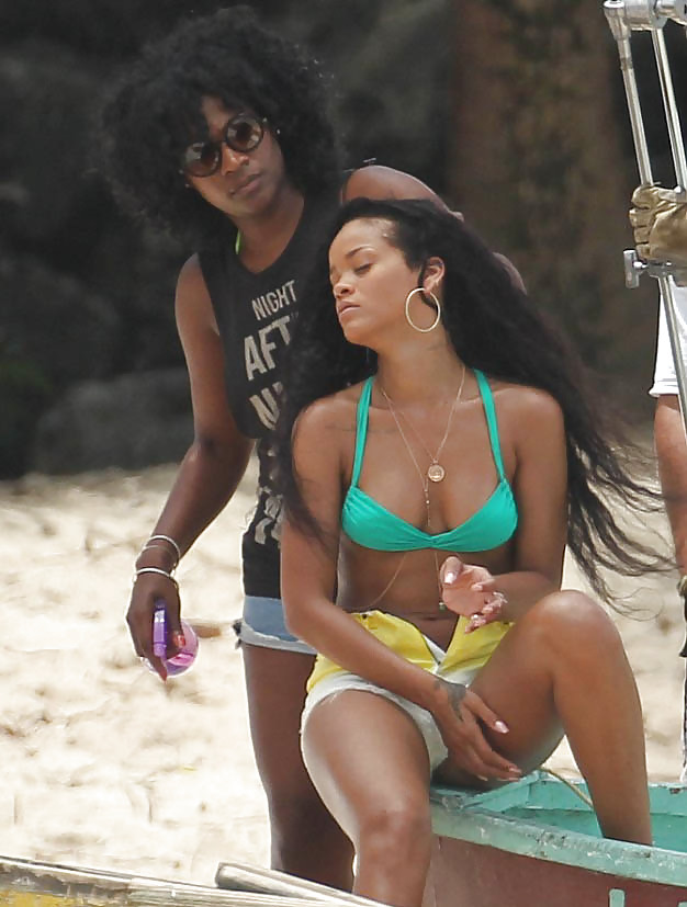 Rihanna filming advert BIKINI TITS #9923502