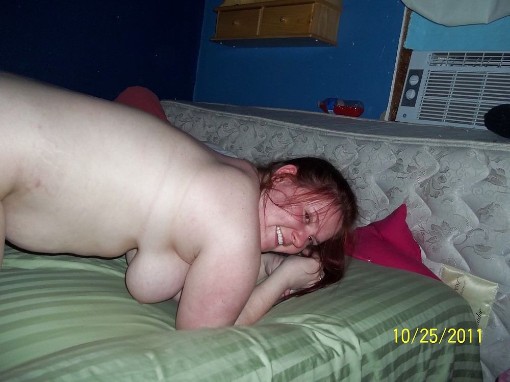 Pool partyslut
 #9178754