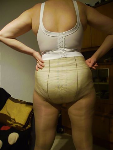 Mature Woman: Diaper& Pantyhose #4511558