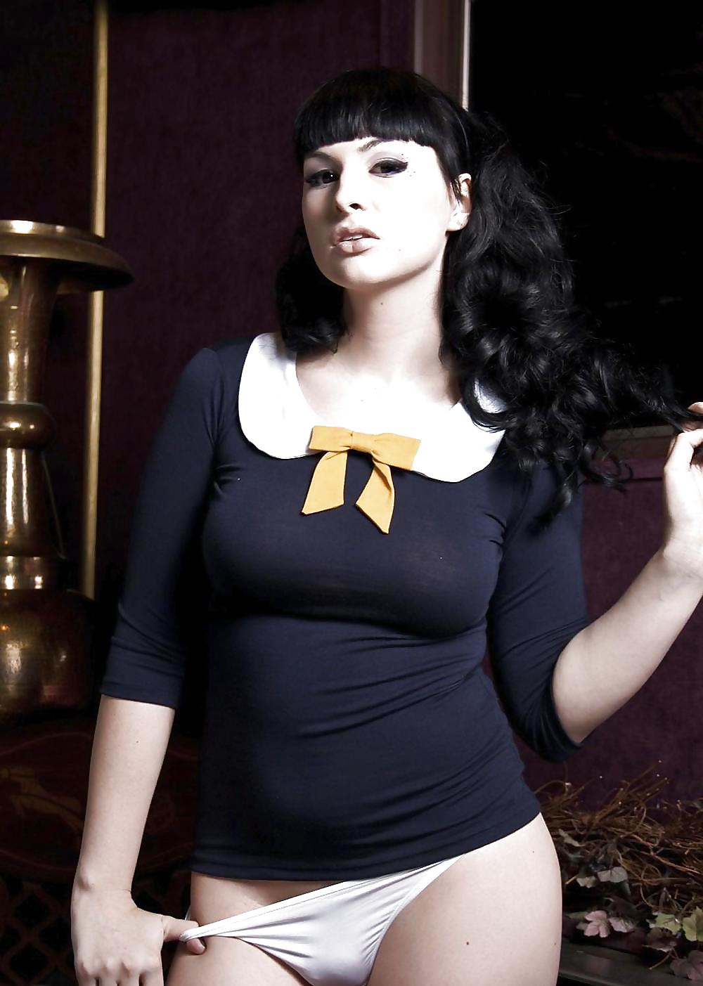 Gran galería de bailey 2
 #12032031