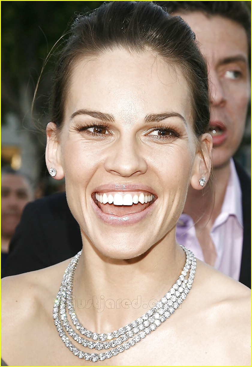 Hilary swank - los culos no son mucho más apretados que esto
 #12936042