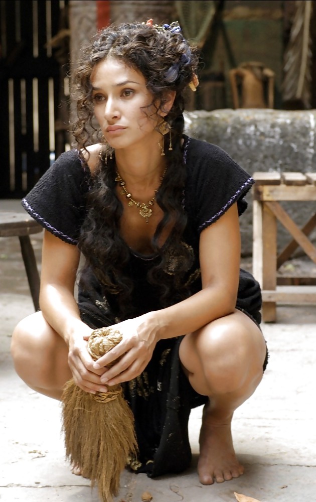 Indira Verma - Schauspielerin Aus TV-Serie Rom .. #4665586