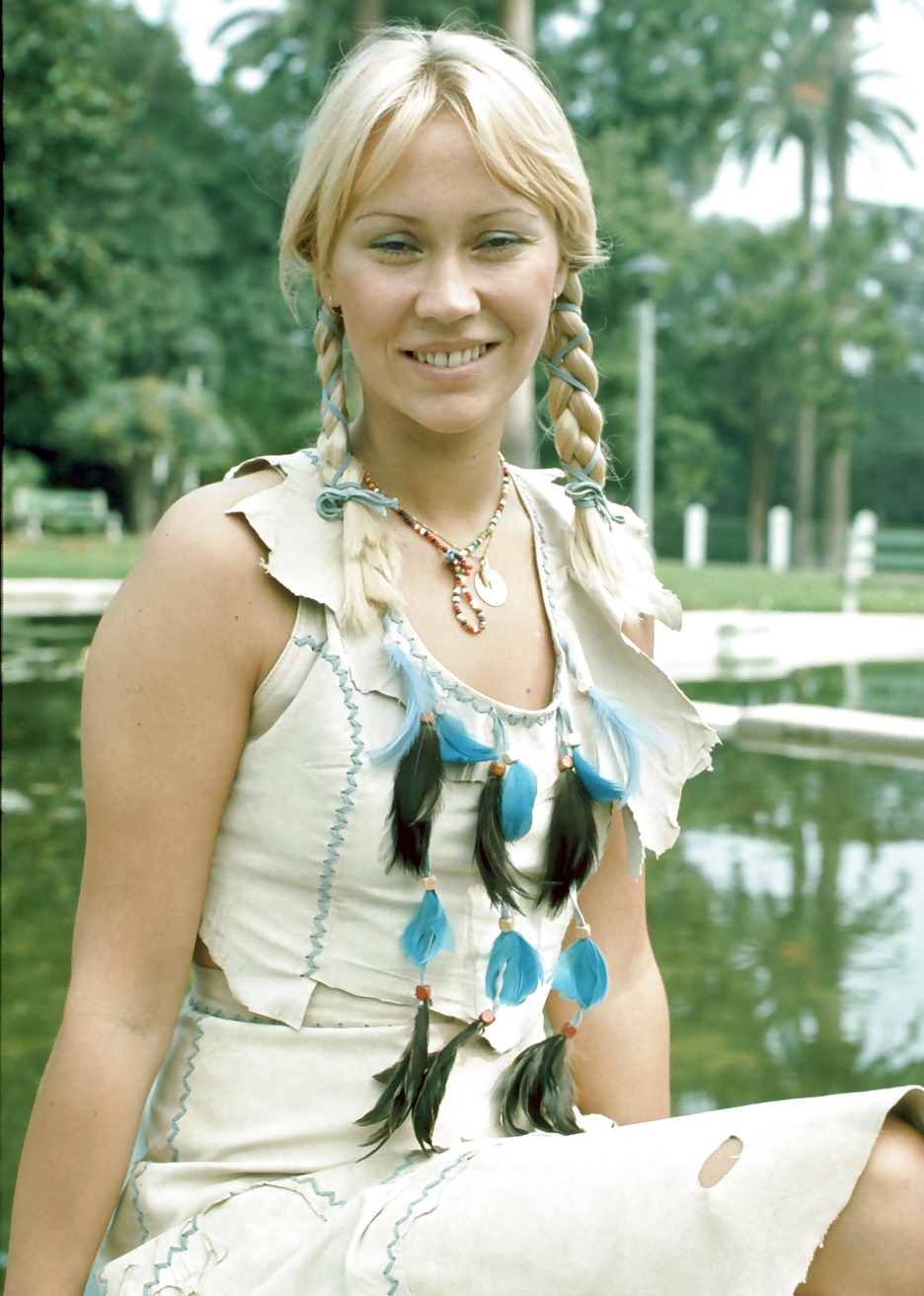 Agnetha faltskog (abba) all era's.
 #15257669