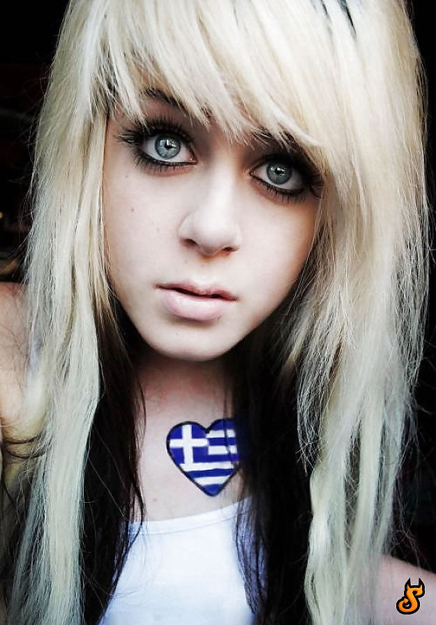 J' aime 45 emo girls #17009692