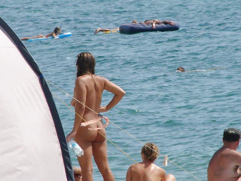 Io sono un tease spiaggia
 #1239358