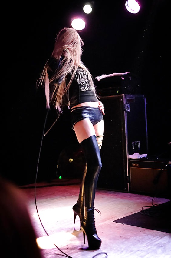 T b o h m 
 #13692349