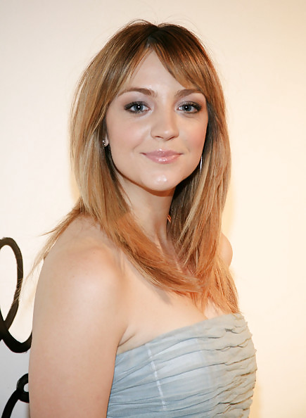 Abby elliott (snl)
 #13193490