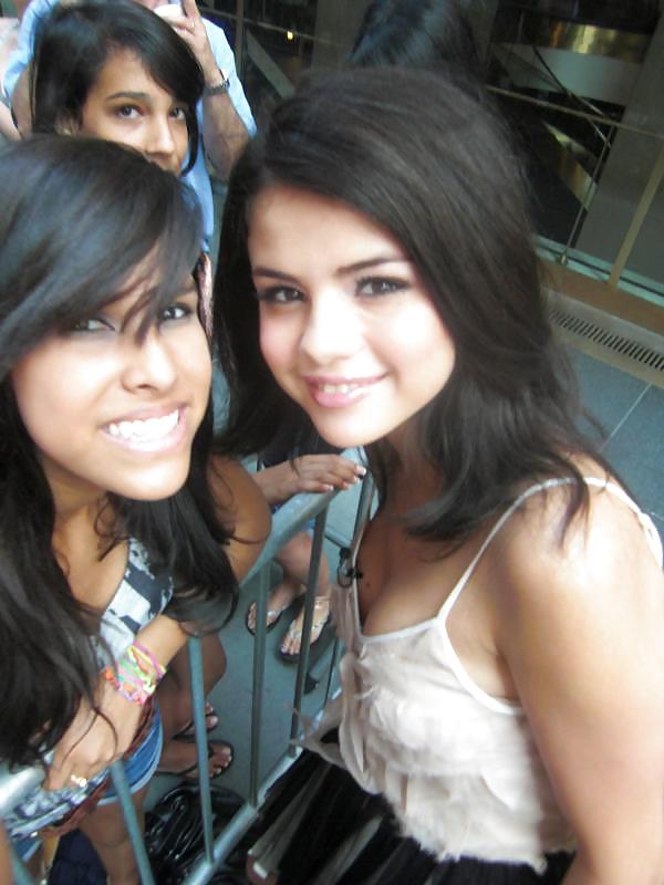 Selena gomez 10
 #3455393