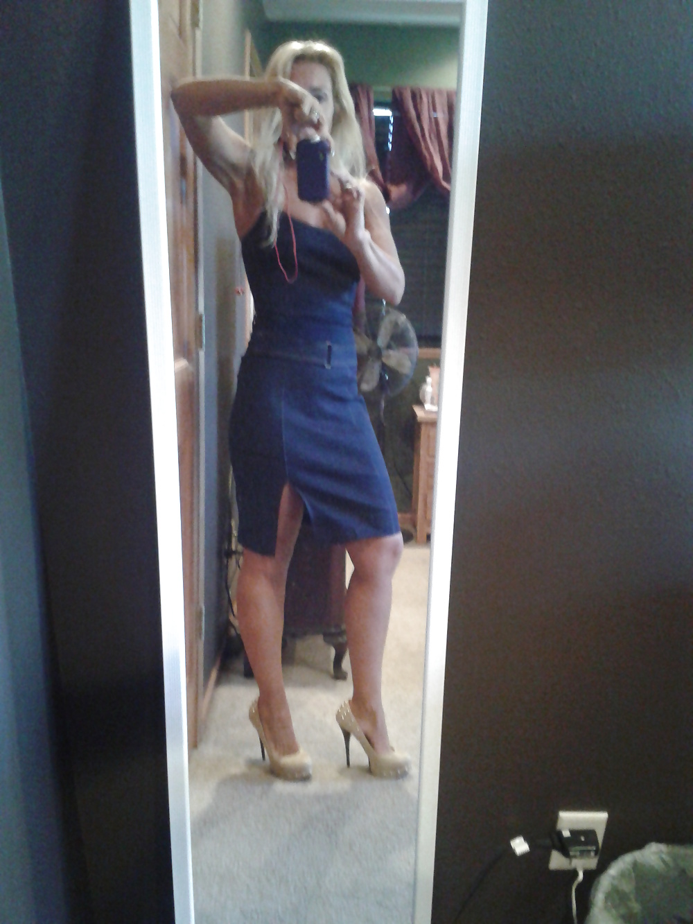 Algo de ropa...
 #16202755