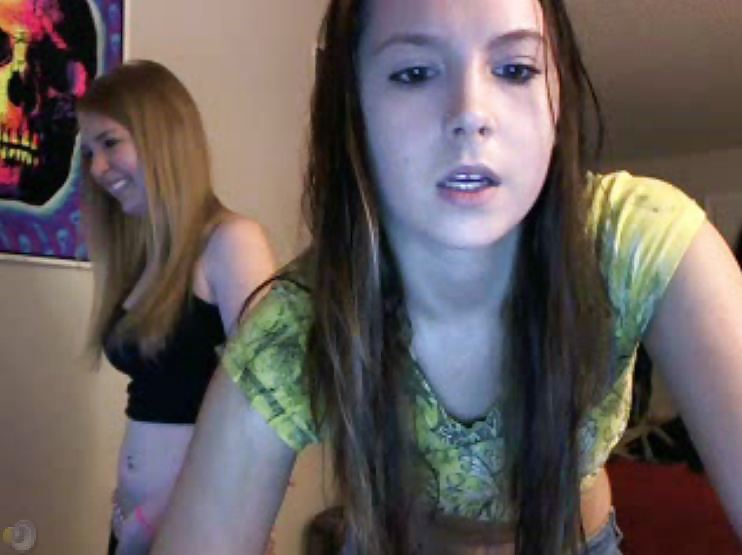 Carino webcam adolescenti
 #8621313