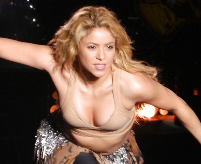 Cibles Celeb Cum: Shakira #14018123