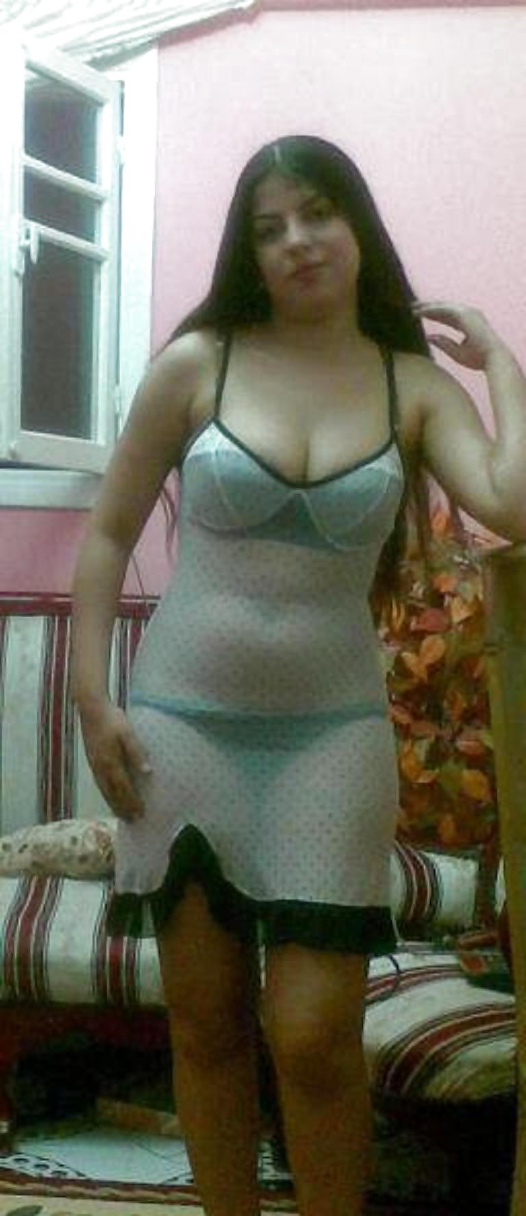 Arab lady #9639910