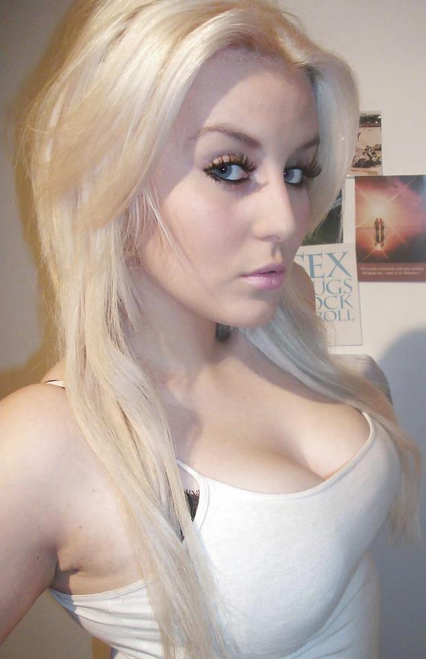 Facebook slutty teens .What would you do to do them ?
 #13919179