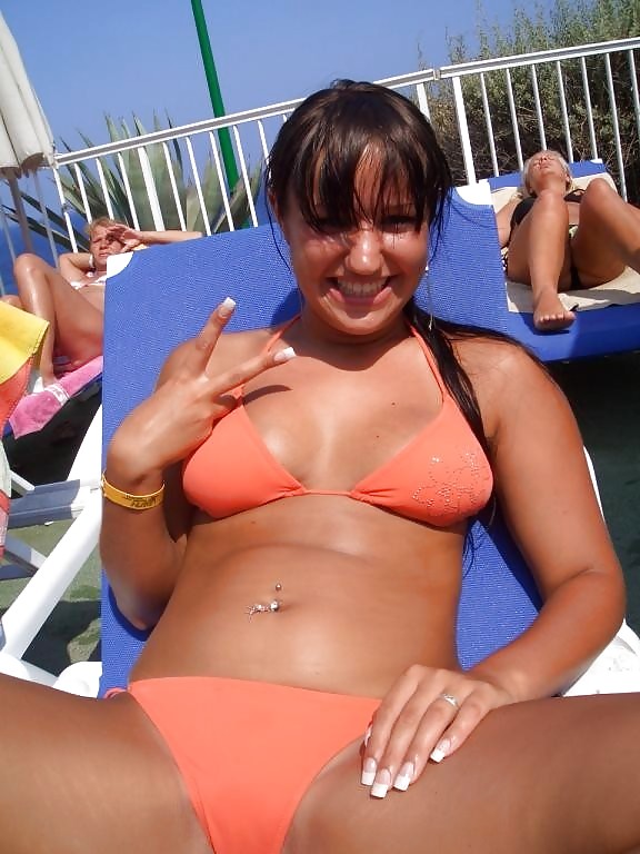 ALL AMATEUR - Here is ALICIA #3561185