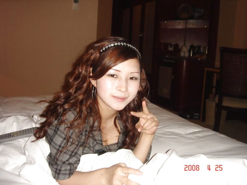 Sweet asia babe with victory sign  #2569226
