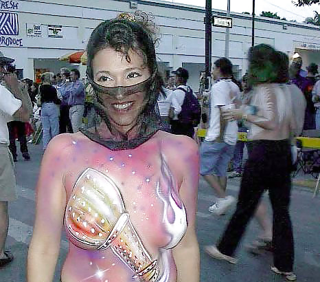 BODY PAINT ART #5082981