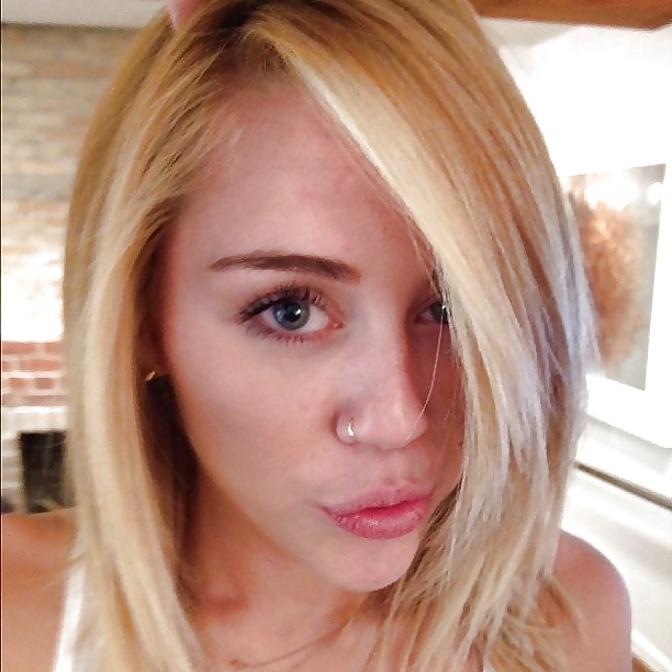 Miley Cyrus #19530606