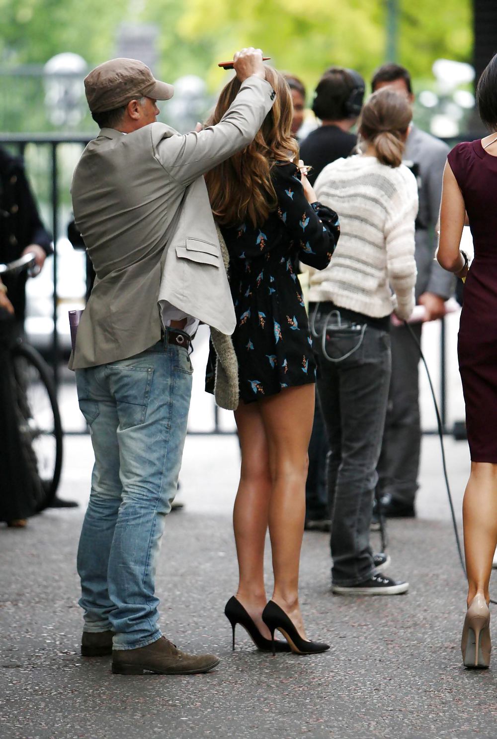 Kelly Brook - Outside Daybreak Show in London #5636125