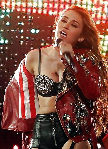 Miley Cyrus (Spirited Pic) #9895061