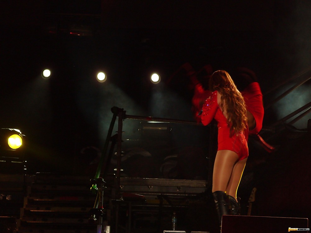 Miley Cyrus (Spirited Pic) #9895284