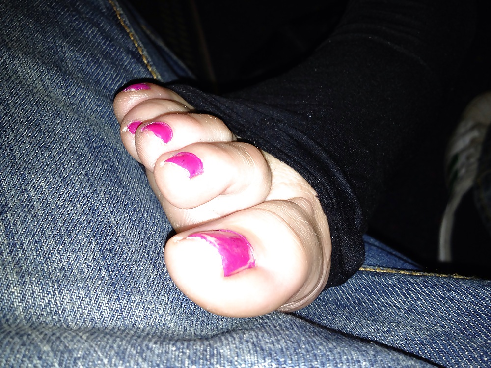 Bored on the train, toes out #15054862