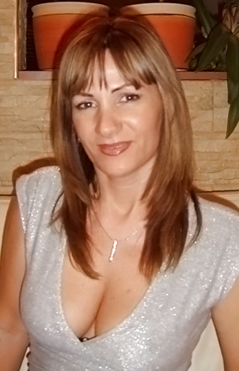 Madura caliente
 #10818285