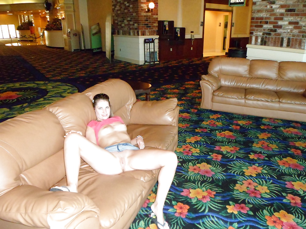 More pics GF from LA #22122392