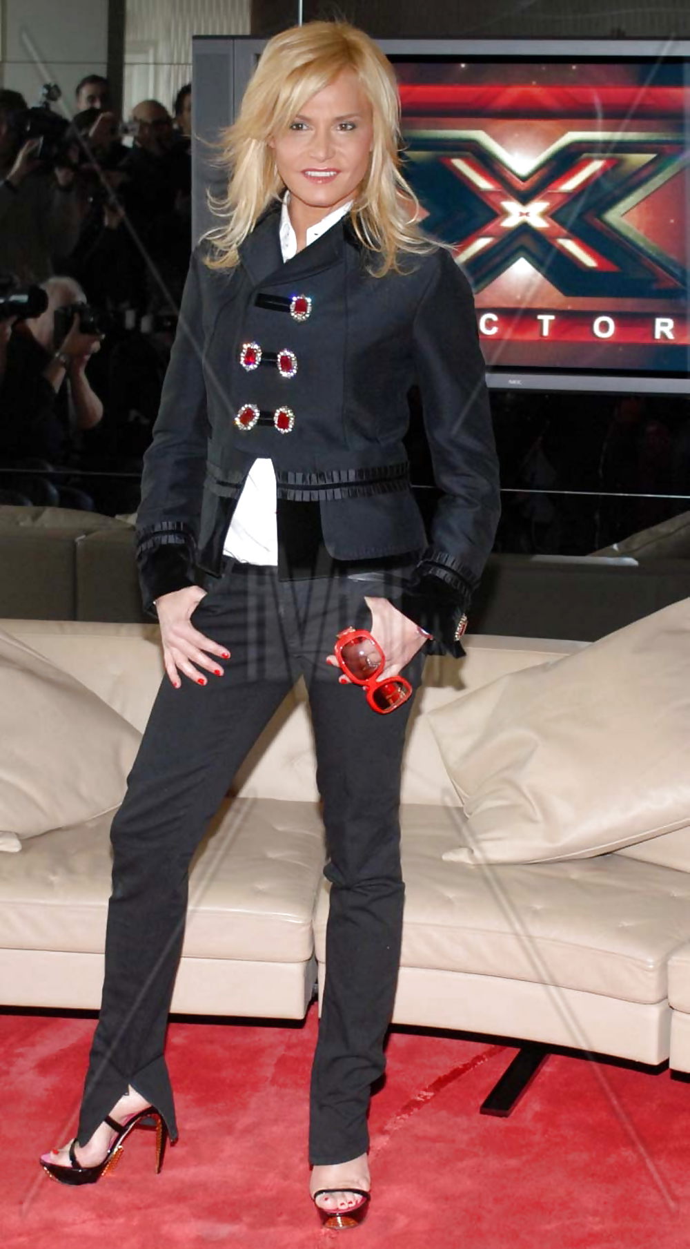 Zerbrochenes Fenster #22078951