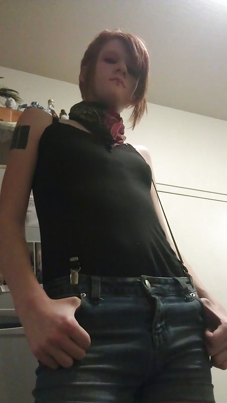 Fallen, T-Mädchen, CDs, Femboys, Transen - # 14 Bob #12133556
