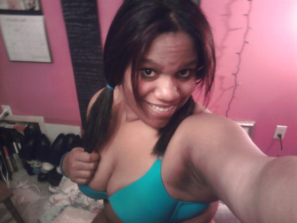 Random girls #4119004