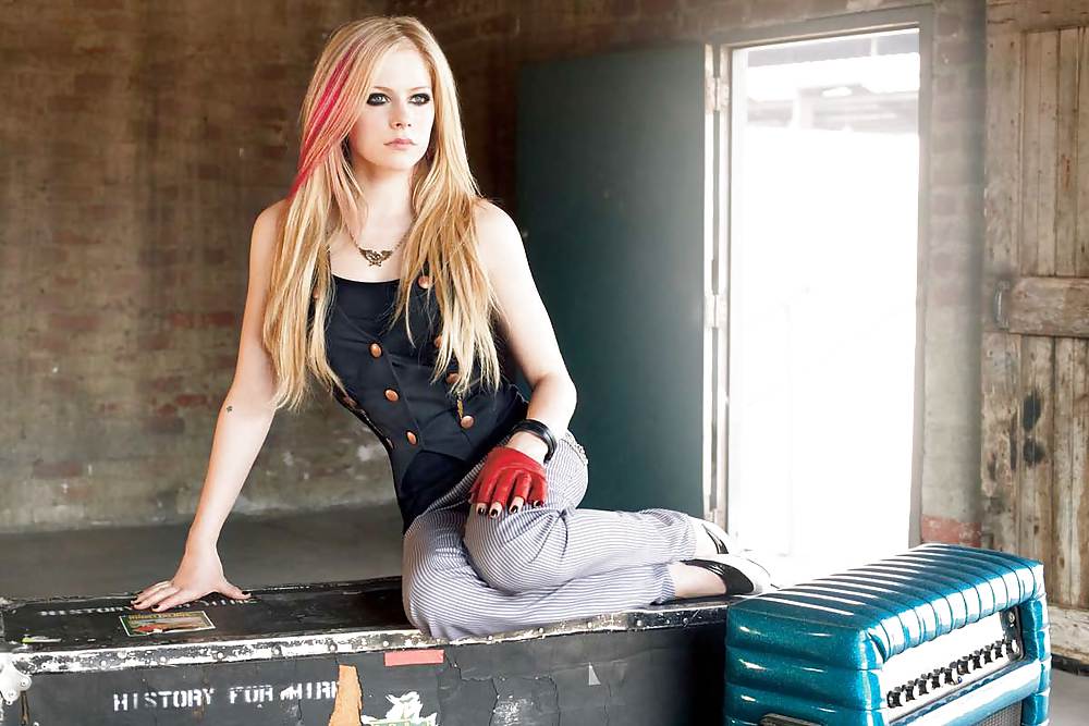 Avril Lavigne #12259412
