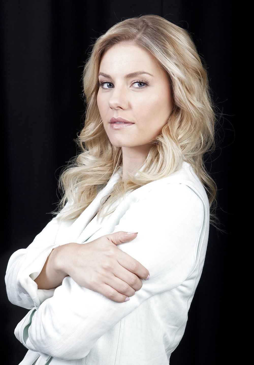 Elisha Cuthbert 2 #17604934