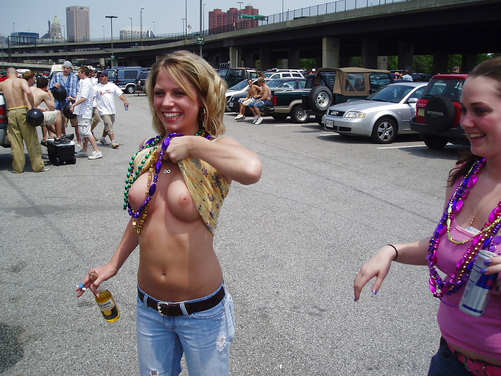Show your tits 7. #3972781