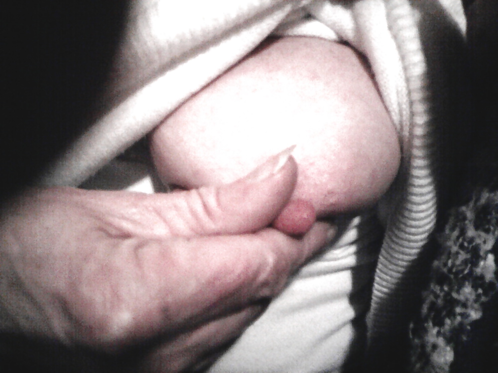 Brustwarze
 #5550937