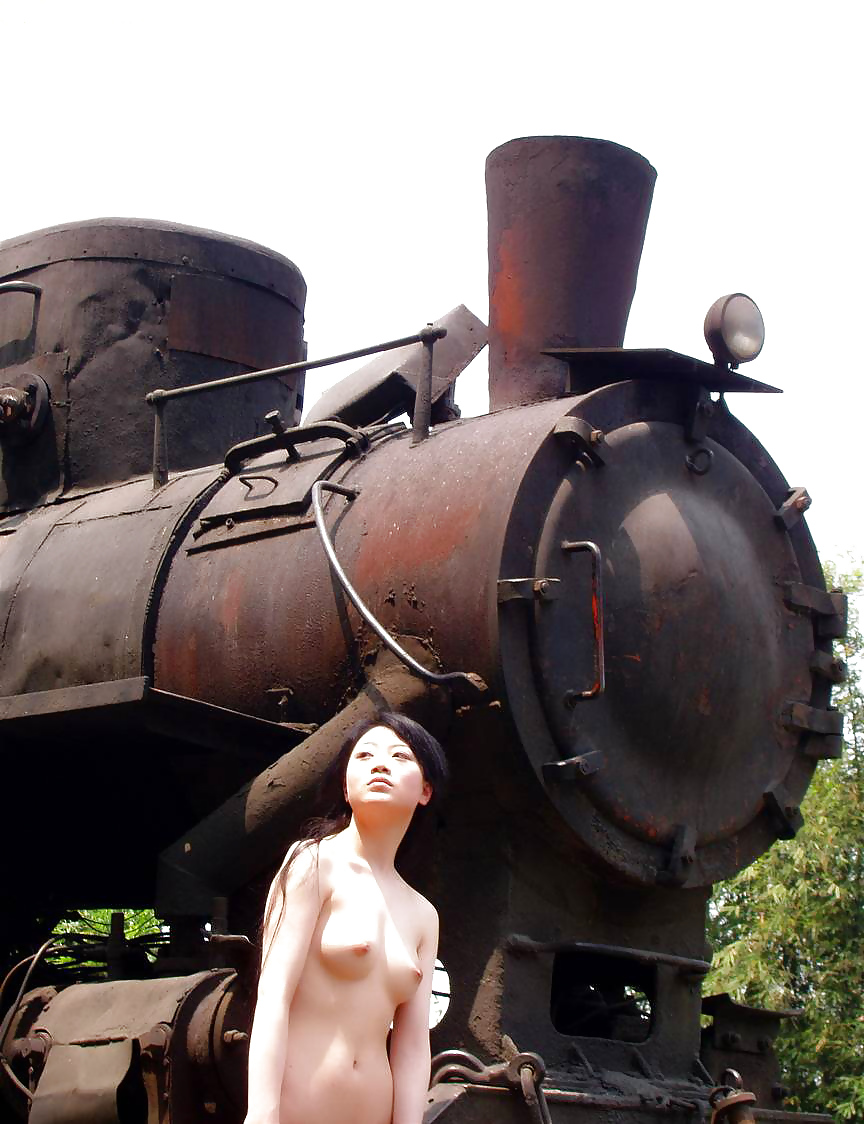 Chinesisches Mädchen Nackt In Der Öffentlichkeit #17067171