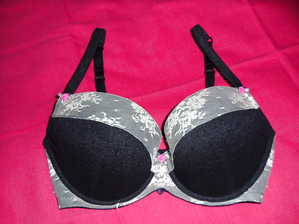 Gebrauchte D Cup Bras #22112440