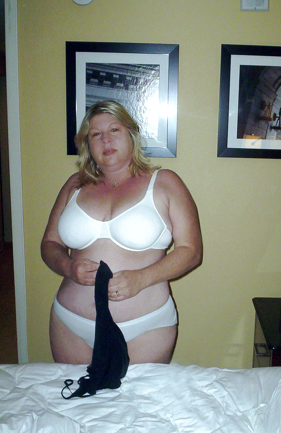 Chubby MILF Wife Marie Bra and Panties #9373577