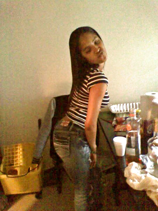 Ayudándome a correrme
 #18765813