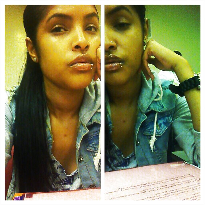 Ayudándome a correrme
 #18765847